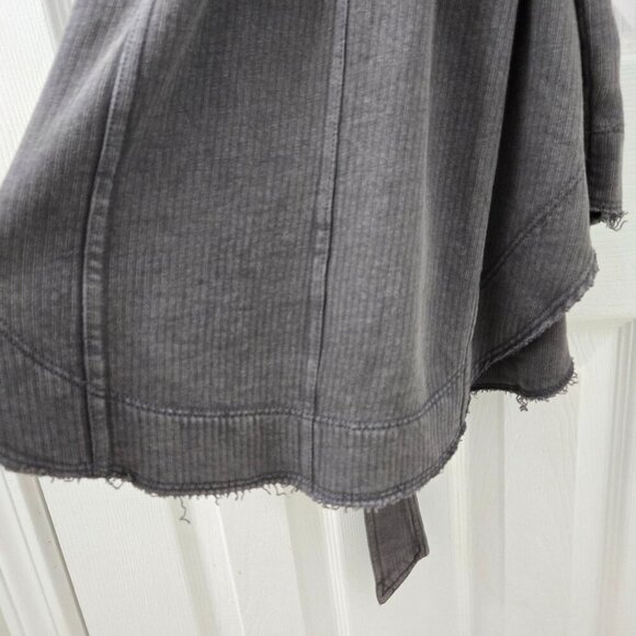 Pilcro Belted Vest Small Gray Sleeveless Belted Snap Up Utility Grunge Goblin - Picture 9 of 15